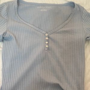 American Eagle crop top like blue